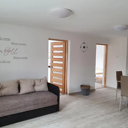 Familia Apartment