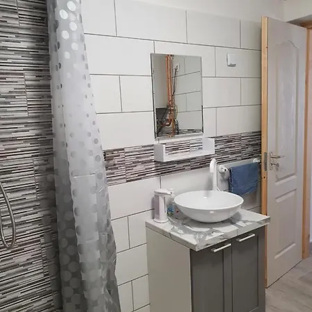 Familia Apartment Cserkeszolo