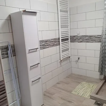Familia * Cserkeszőlő